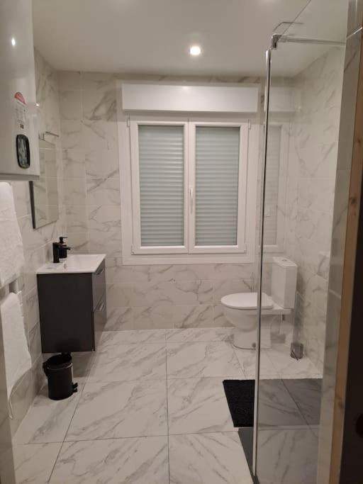 Apartamento 24H Course/Moto/ Oasis / Antares Le Mans Exterior foto