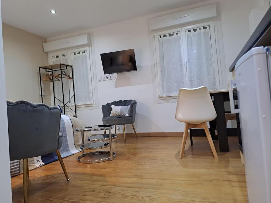 Apartamento 24H Course/Moto/ Oasis / Antares Le Mans Exterior foto
